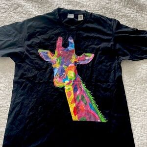 Giraffe graphic tee
